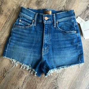 Mother Easy Does It Short Size 23